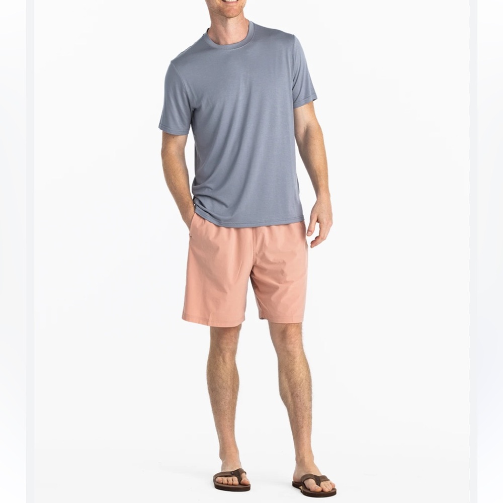 Alive quick-dry Athletic men’s shorts sz L NWOT Price Firm!